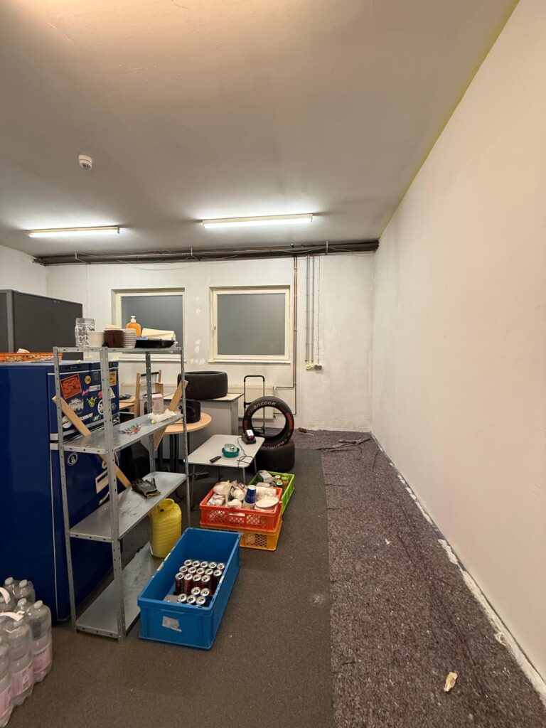 ea14bcc4-982c-4938-904b-fcc883dd2dec